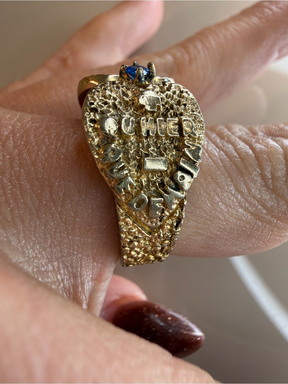 Vintage “Qu’heir Que Demain, Je’ Taime” French ring